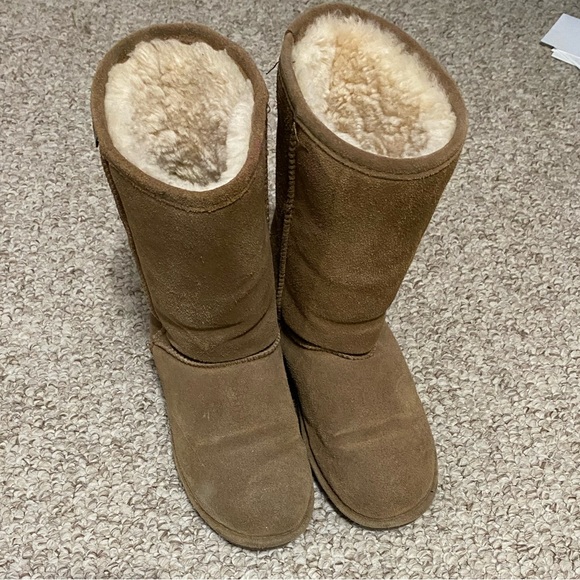 BearPaw boots - Picture 2 of 3